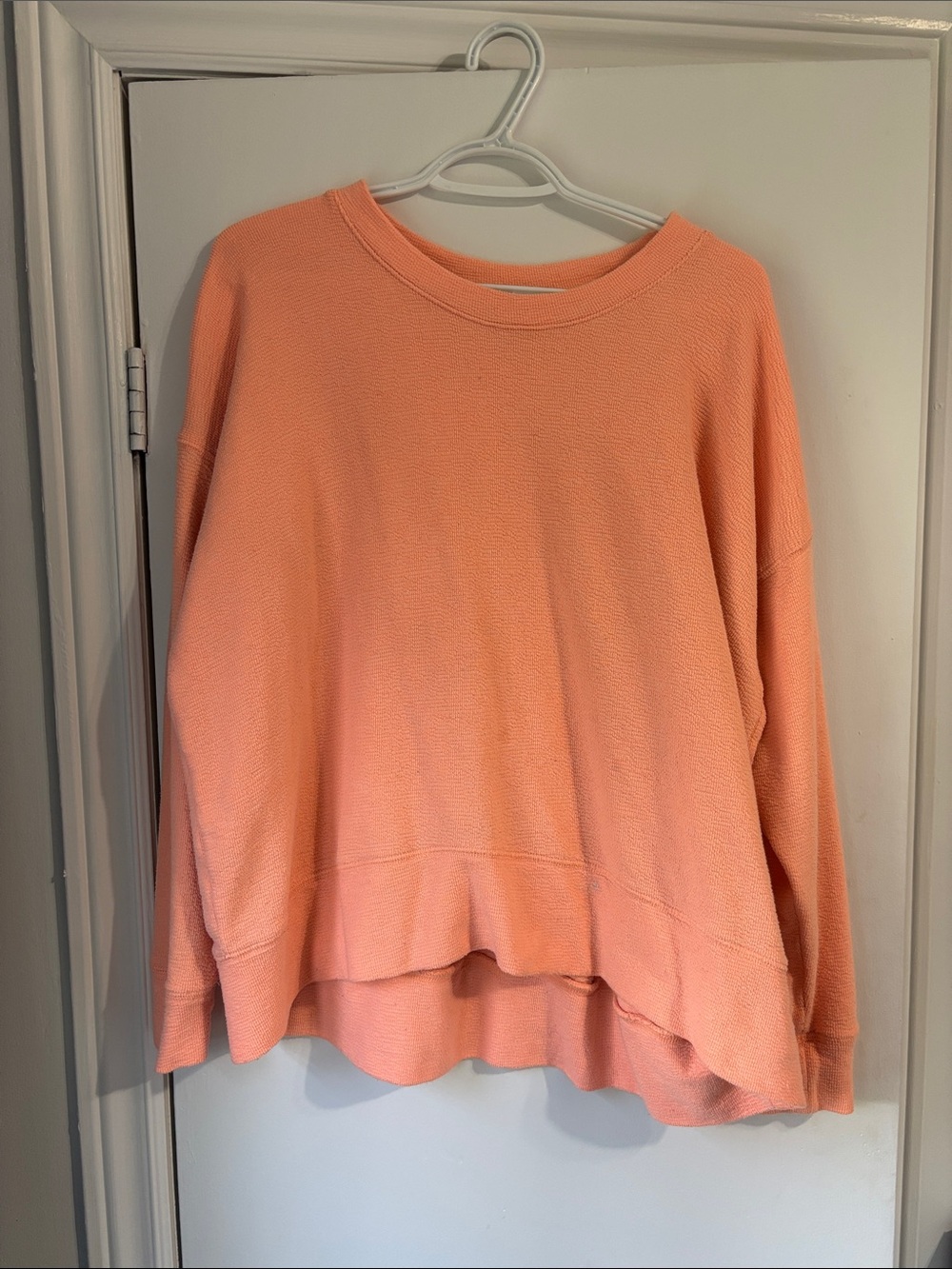 aerie Relaxed Crewneck Sweater in Coral